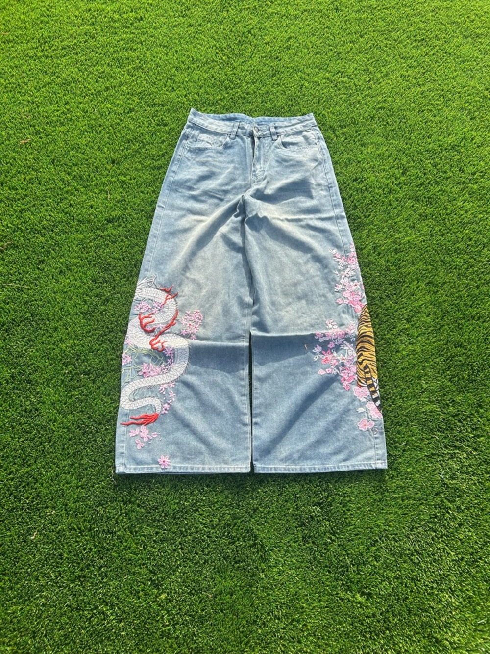 Embroidered Light Blue Wide-Leg Jeans with Dragon & Tiger Motif